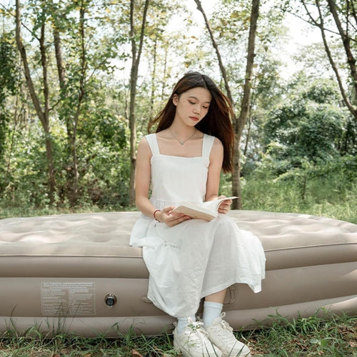 Air Bed Mattress Queen Size Built-in Pump LED Inflatable with 2 Pillows