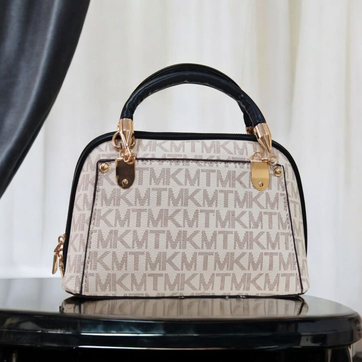 حقيبة نسائية مطبوعة