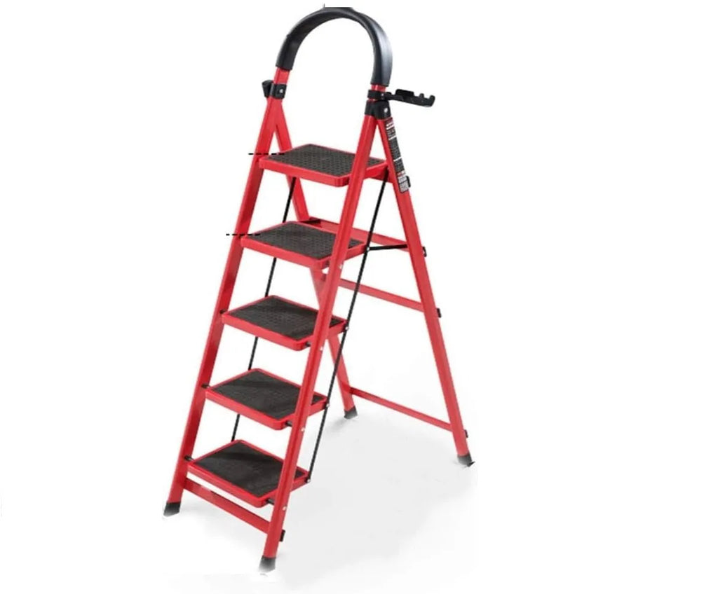 5-step folding ladder with wide, non-slip footrest