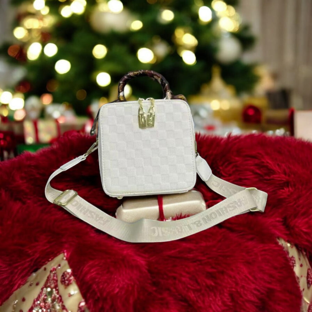 BOX STYLE SLING BAG