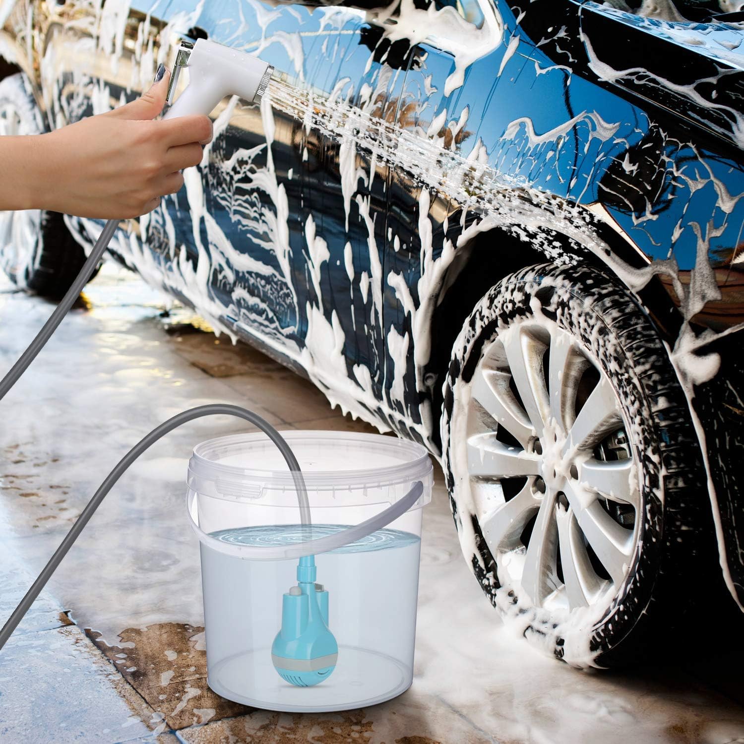 Travel Shower Outdoor Portable Shower Head 2200 mAH Rechargeable Battery