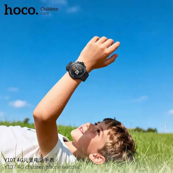 ساعة Hoco Y107 هي ساعة ذكية للأطفال تعمل بتقنية الجيل الرابع، مصممة في المقام الأول لأغراض السلامة والتواصل، وتتميز بتحديد المواقع عبر GPS/LBS/WiFi ووظيفة الاتصال.