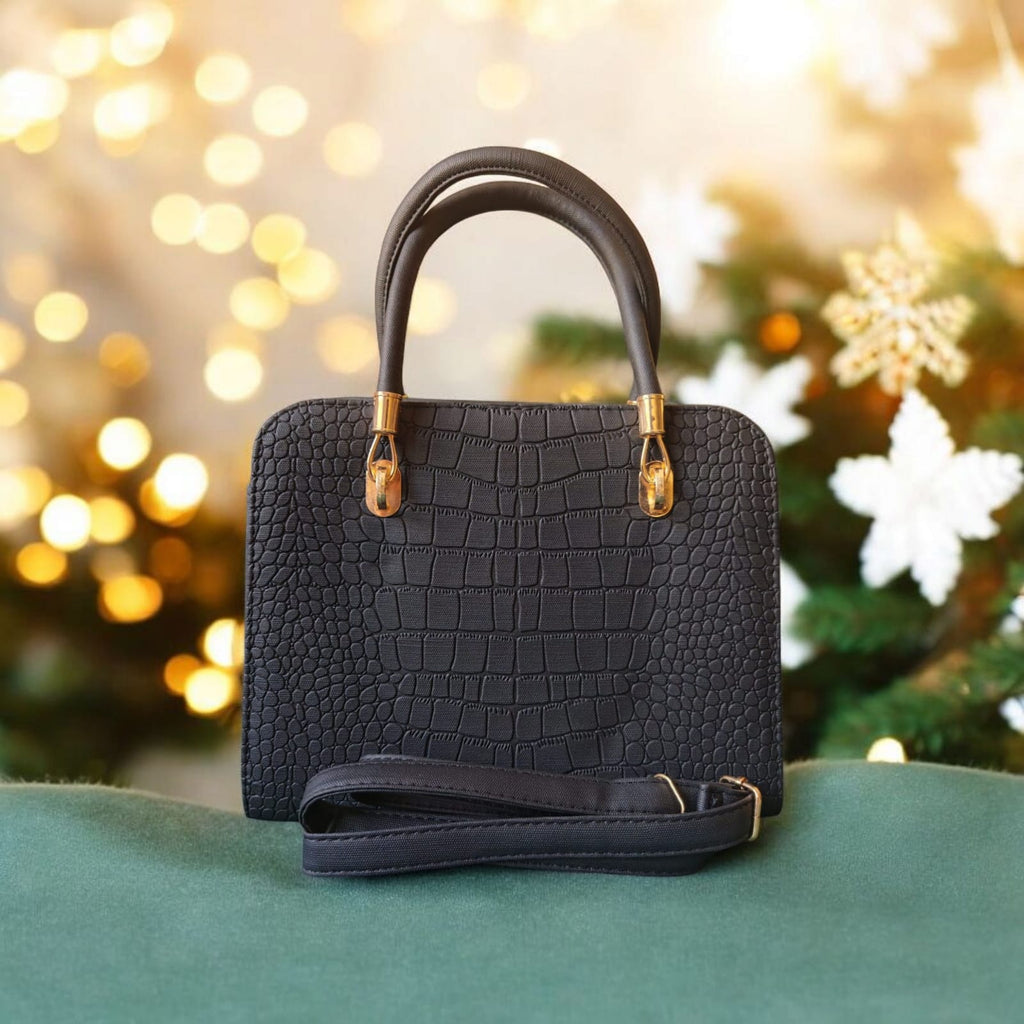 حقيبة مربعة بنقشة تمساح 