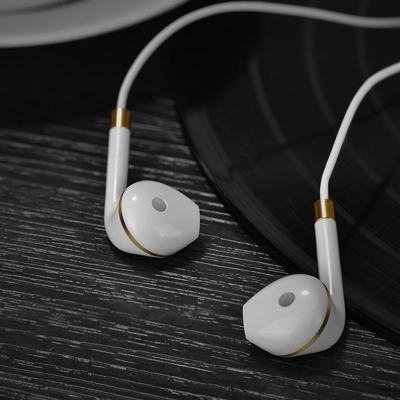 HOCO m1 Wired Earphone With Microphone 3.5mm