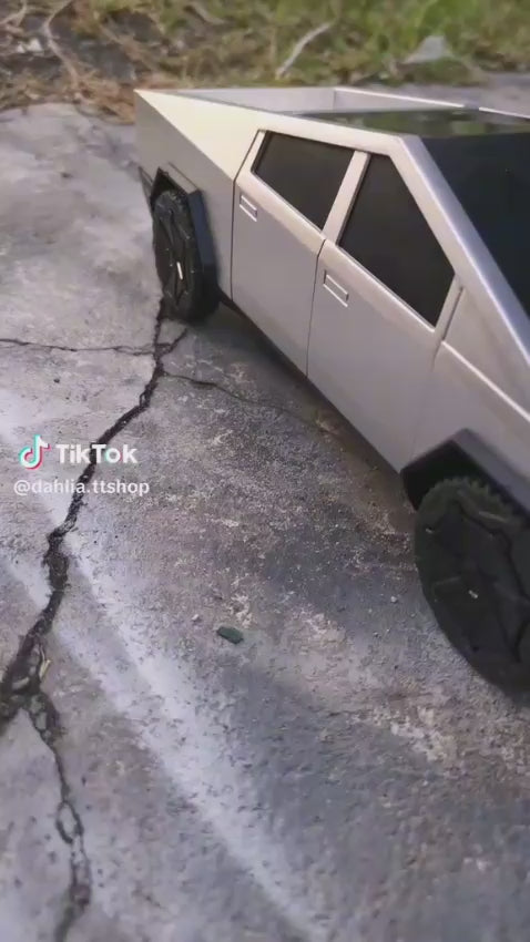 Tesla Cyber truck High Speed RC with Dual Motor 2.4GHz Long Battery Life Light Effects Runs On All-Terrain 1:14 RCRemote Control Car for Kids