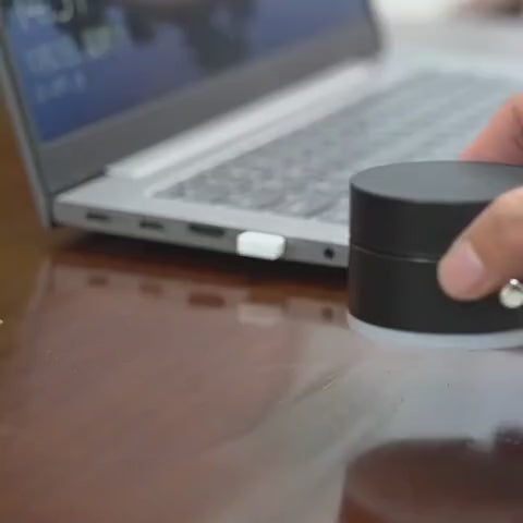 حامل هاتف محمول قابل للطي مع كوب شفط قابل للتعديل